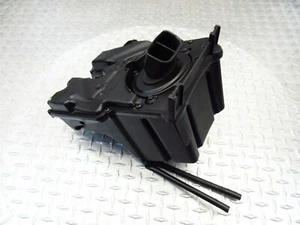 2009 09-17 Triumph Speedmaster Airbox Air Box Intake Cleaner Filter OEM - Picture 1 of 11