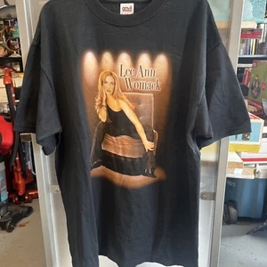 Vintage 2002 Lee Ann Womack Something Worth Leaving Behind Concert T-Shirt Sz XL - Picture 1 of 5