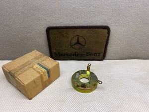 Mercedes Benz Exchange Magnet A1022000877 NOS - Picture 1 of 6