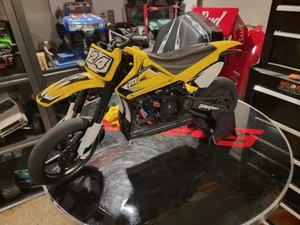 RARE Vintage Duratrax DX450 RC Dirt bike Yellow Brushless Motorcycle - Picture 1 of 6