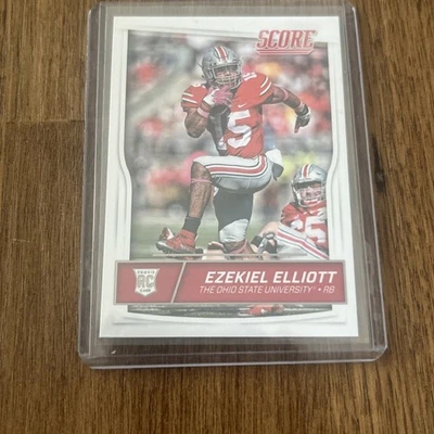 2016 Score - Rookies Ezekiel Elliott #344 (RC) Dallas Cowboys Patriots - Image 1 of 2