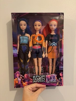 K-Pop Demon Hunters Set Of Singing Dolls - Image 1 of 4