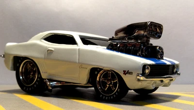 MÁQUINAS MUSCULARES 5º ANIVERSARIO.  Chevy Camaro 1969 - 69 Camaro - Soplador Foto 1 de 4