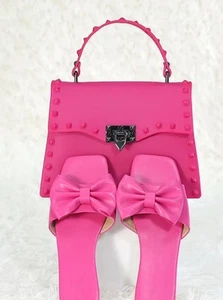 Spring/Summer Fashions - Picture 1 of 24