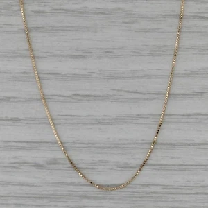 18.25" 0.6mm Box Chain Necklace 10k Yellow Gold Italian - Picture 1 of 6