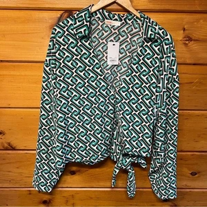 Geometrisch gemustertes INTEMPO Longsleeve Wickel Damen Plus Top Karriere Mehrfarbig - Bild 1 von 5