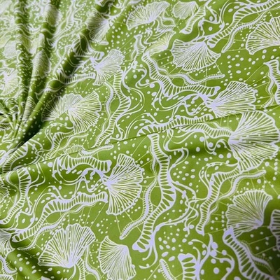 Tela de spandex de nailon con estampado de almejas y algas 4 vías elástica por yarda para trajes de baño Foto 1 de 4