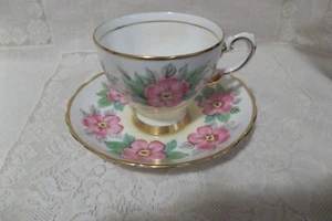TUSCAN CUP & SAUCER SET FINE ENGLISH BONE CHINA MADE IN ENGLAND - Picture 1 of 2