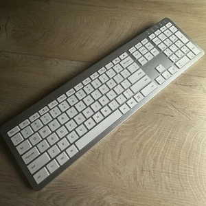 Teclado inalámbrico completo/delgado Seenda SK38 plateado blanco con dongle FUNCIONA - Imagen 1 de 13