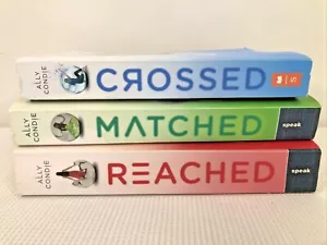 Ally Condie Trilogie gekreuzt Matched Reached Taschenbuch Komplettsatz GUC - Bild 1 von 5