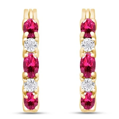 Pendientes de aro Huggies ovalados simulados rubí y circonita cúbica redonda chapados en oro de 14K Foto 1 de 4