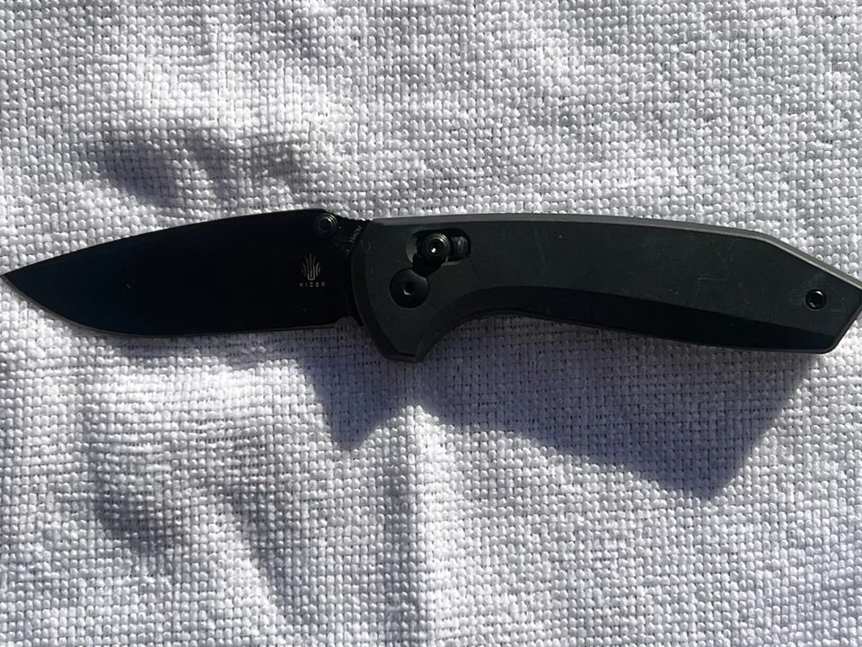 Cuchillo de bloqueo de embrague Kizer Sub-3 OBK negro aluminio (2,9" negro)-USADO Foto 1 de 4
