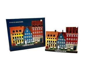 Réplica miniatura Copenhagen Nyhavn frente al mar restaurantes decoración del hogar NUEVO en caja - Imagen 1 de 3