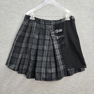 Hot Topic Women Skirt XL Gray Plaid Skater Buckle Asymmetrical Pleated READ - Picture 1 of 9