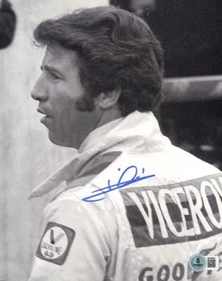 Foto firmada autografiada por Mario Andretti de 8x10 Indy Car Beckett BAS QR #BS36946 Foto 1 de 2