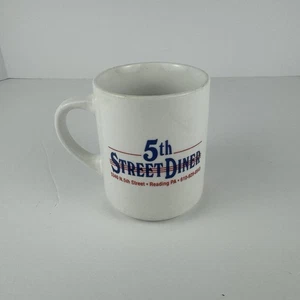 Vintage 5th Street Diner Becher Westford Porzellan Lesen PA Restaurant Kaffeetasse - Bild 1 von 7