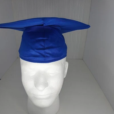 Gorra de graduación azul y dorada Foto 1 de 4