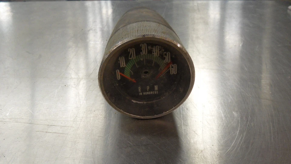 64 65 66 奥兹莫比尔 Starfire 原始设备制造商转速计 仅零件 Tach 6K GM 02DA2 IL — 第 1/4 张图片