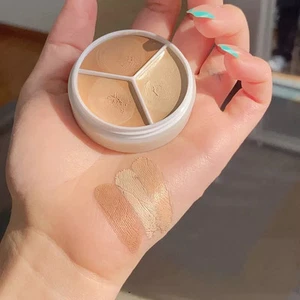 3 In 1 Contouring Brighten Concealer Palette and Brush Long-Lasting Moisturizing - Picture 1 of 14