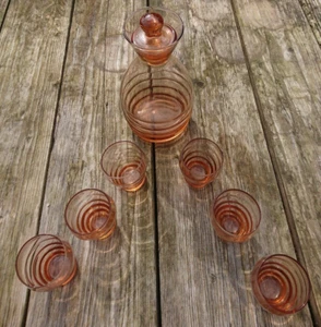 Vintage Service à Liqueur ancien verre rosé ambré carafe et 6 verres Art Déco - Foto 1 di 10