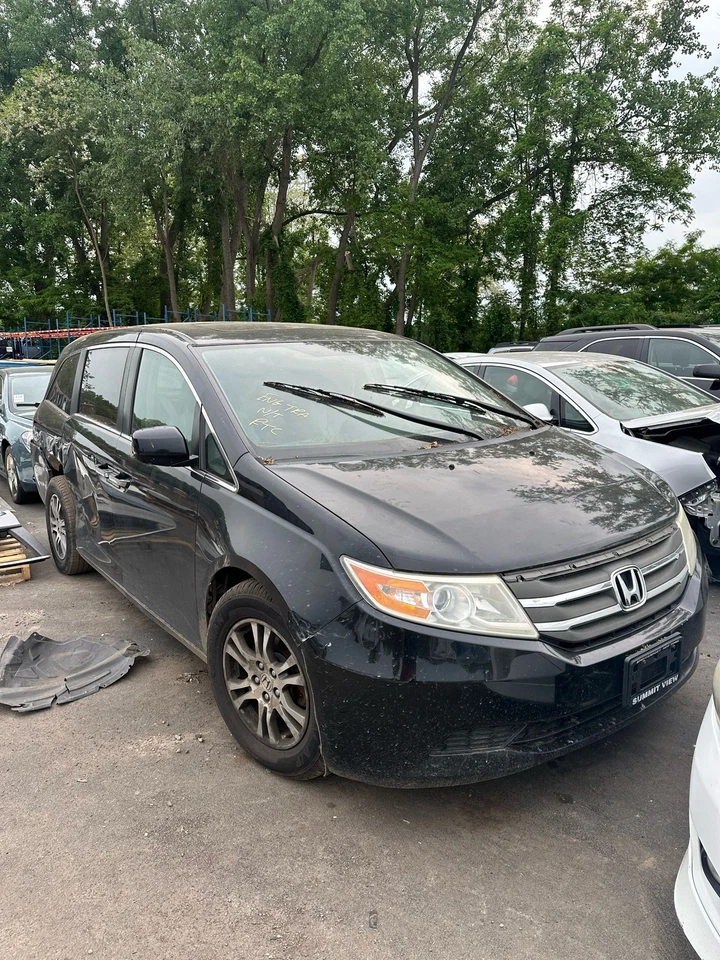 Used Rack and Pinion Assembly fits: 2013 Honda Odyssey Power Rack and Pinion Gra Foto 1 de 4