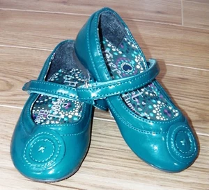 BNWT GIRLS NEXT TEAL MARY JANE SHOES UK 7 NEW PARTY PUMPS BLUE TOP T-SHIRT COAT - Picture 1 of 9