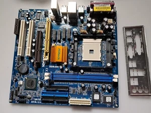 Placa madre Asrock k8Upgrade-VM800 - Imagen 1 de 9