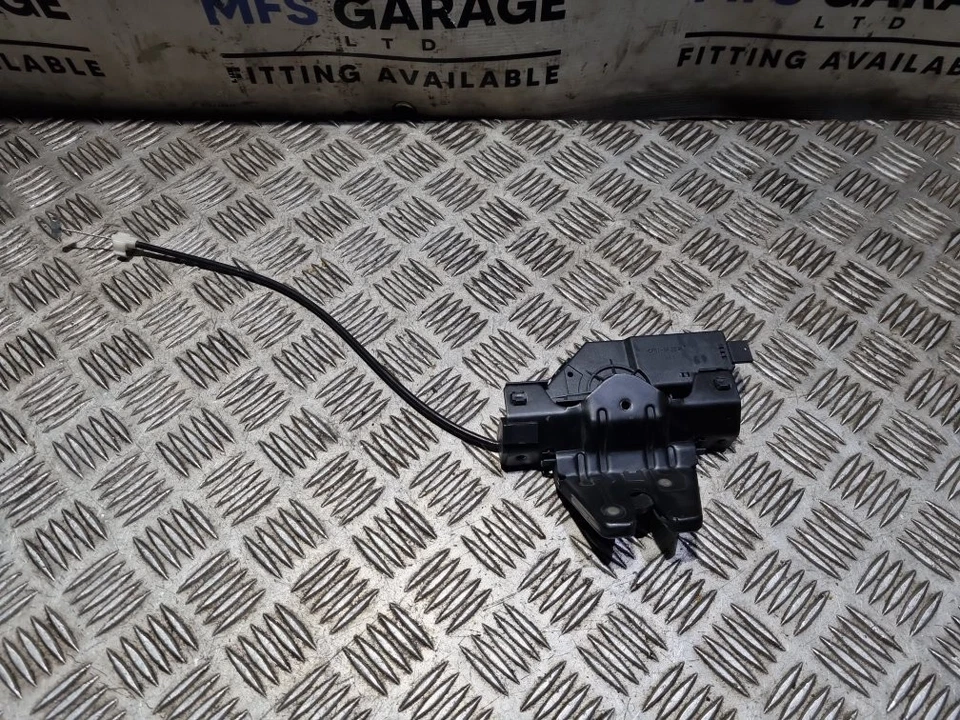 Mecanismo de bloqueo de tapa de arranque Bmw E46 Cabiolet 2000-2003 2.2 Foto 1 de 4