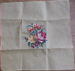 Pre-Stitched Needlepoint Floral Design Canvas ~ Wool Yarn ~ 23" x 22" - Picture 1 of 2