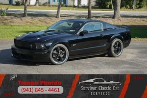 2006 Ford Mustang GT Premium - Picture 1 of 24