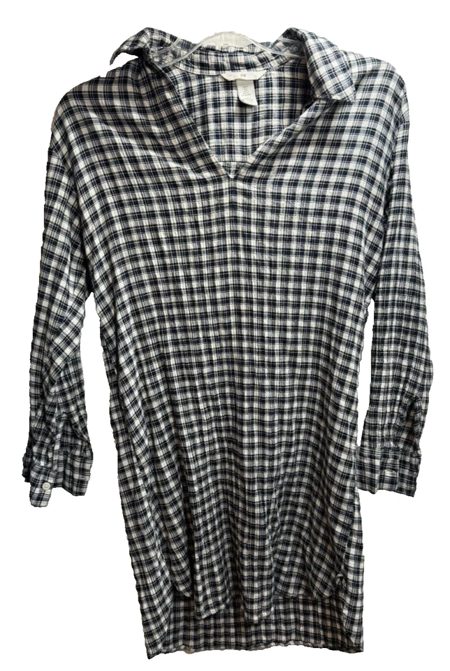 Camisa de manga larga para hombre H&M - Talla: pequeña - Color: blanco y negro a cuadros Foto 1 de 4