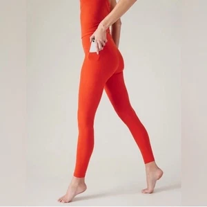 Athleta Transcend Stash Tight with Pockets Larkspur Red (orange) medium Leggings - Bild 1 von 14