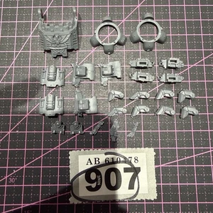 Space Marine Primaris Dreadnaught Sarcophagus/Bolters/Power Fist Warhammer Bits - Picture 1 of 1