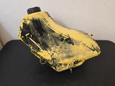 Suzuki RM250 1983 tanque de gasolina con tapa y llave RM 250 combustible petróleo Foto 1 de 4