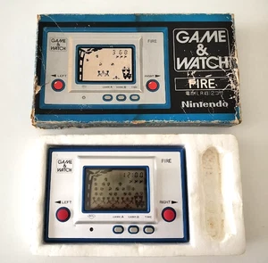 Nintendo RC-04 Game and Watch Silver Fire Boxed Japan 1980 Vintage Used #1652642 - Picture 1 of 17