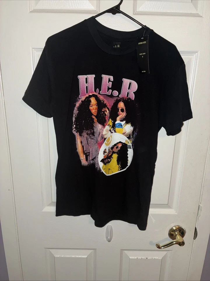 Novo com etiquetas Avenue 1975 H.E.R. Camiseta preta Hollywood Palladium nov 2023 tamanho M - Imagem 1 de 4