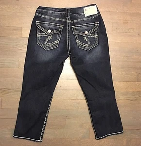Silver Suki Denim Flap Capri Dark Wash Jeans Woman's Size 28 - Picture 1 of 10
