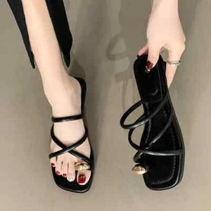 Women Flat Heel Black Gladiator Roman Sandals Size 6 7 8 9 10 Slippers - Picture 1 of 8
