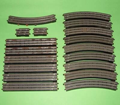 Trix TTR / Assorted Straight & Curved Track x18 - Image 1 of 4