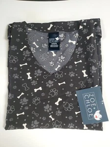 Zoe & Chloe Paws and Play Women's 2-Pocket STRETCH V-Neck Print Scrub Top Sz. M - Picture 1 of 4