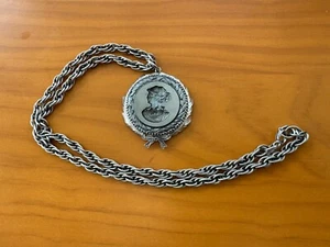 Vintage Whiting & Davis Cameo Necklace Glass Rhodium Plated Gray - Picture 1 of 9