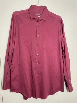 Men's  Size L 16 32/33 Van Heusen Long slv Dress shirt Stain Shield Regular Fit - Image 1 of 4