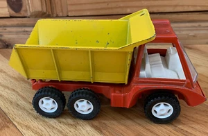 Vintage Hubley 1969 Dump Truck Pressed Steel 8" long Red/Orange & Yellow - Picture 1 of 9
