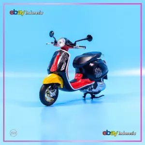 NewRay Custom Vespa Primavera 150 Mickey Mouse Diecast Motor Scooter Bike 1:12 - Picture 1 of 5