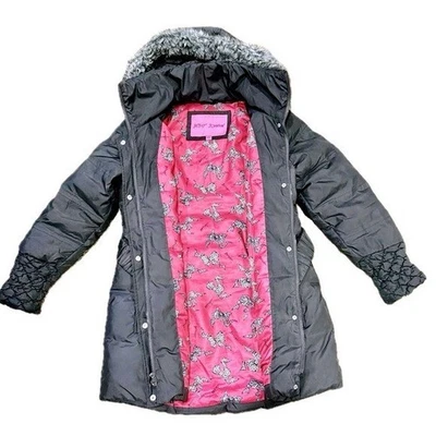 🧥❄️ Abrigo acolchado con cinturón gris Betsey Johnson Y2K | Capucha de piel sintética leopardo rosa | L Foto 1 de 4