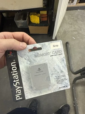 Sony PlayStation SCPH-1020 Gray OEM Memory Card for PS1 - Image 1 of 2