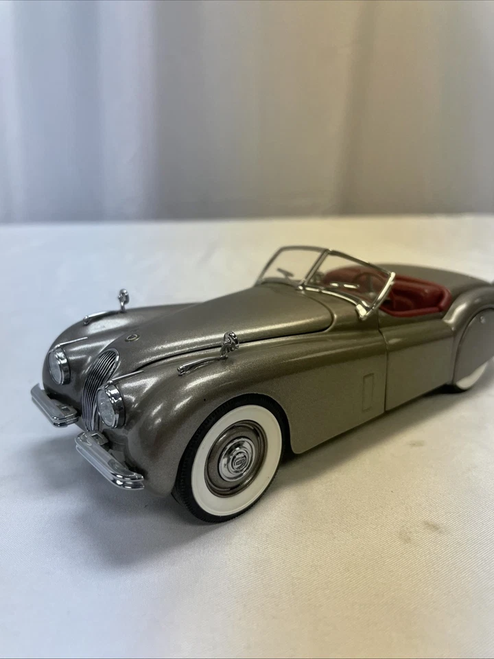Jaguar XK120 1949 Danbury como nuevo escala 1/24 - sin caja/suelto ver fotos Foto 1 de 4