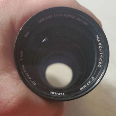 Vivitar 70-200mm Macro Zoom Lens 1:3.8 - Image 1 of 4