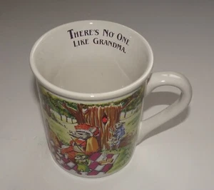 There's No One Like Grandma Tasse mit Mice Family Park/Picknick Szene Daryll Mackey - Bild 1 von 9
