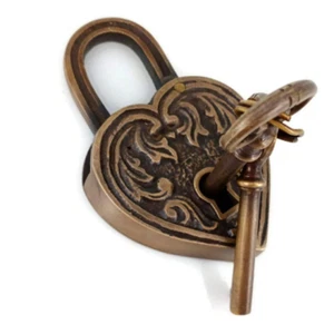 Solid brass Marriage Vintage Style Heart Love Shape Padlock 2 keys Wedding LockB - Bild 1 von 6